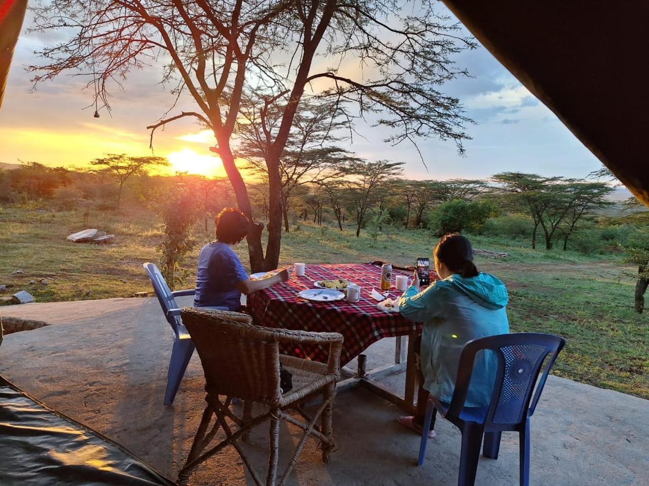Maasai Mara Safari Camp In Kenya Bed and Breakfast Sekenani Εξωτερικό φωτογραφία